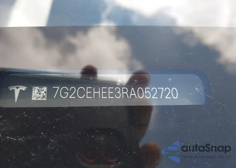 2024 Tesla Cybertruck Cyberbeast from USA, damaged, VIN 7G2CEHEE3RA052720